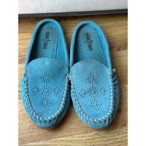 Minnetonka Women's Moccasin Slippers Teal Blue Suede Leather SZ 11